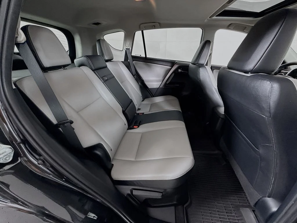 Used 2016 Black Sand Pearl Toyota Limited image 5