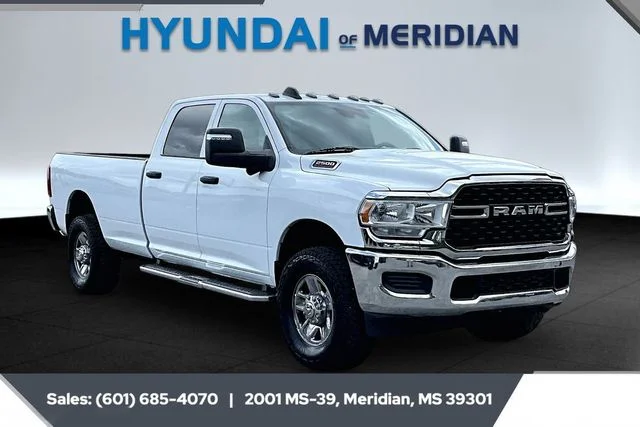 2023 RAM 2500 Tradesman 4X4 Crew Cab LWB's photo