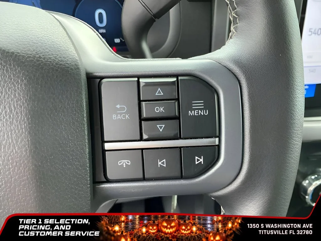 Used 2025 Gray Ford XLT image 25