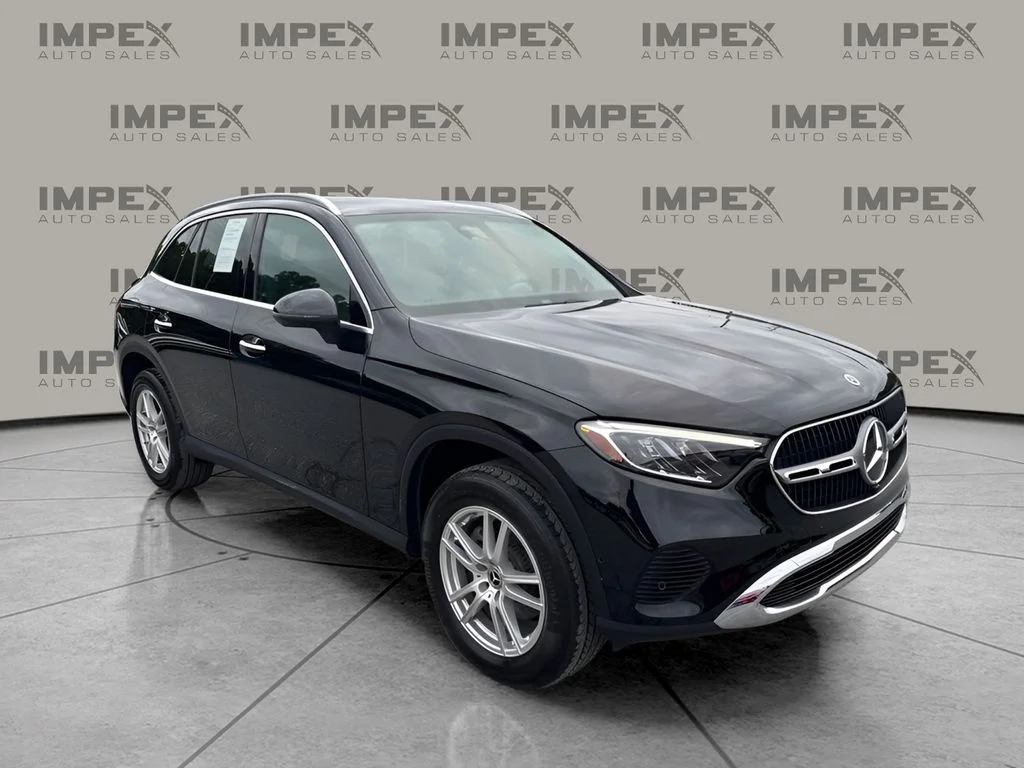 Used 2023 Black Mercedes-Benz GLC 300 image 7