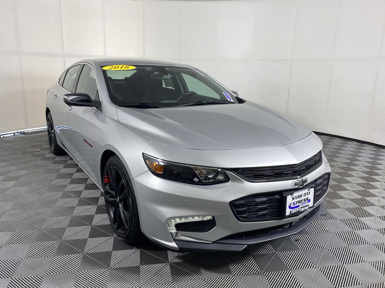 Used 2018 Silver Ice Metallic Chevrolet LT image 10