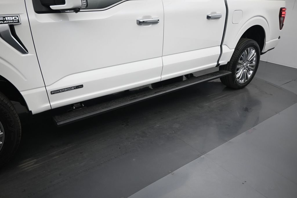 New 2026 White Ford Platinum image 26