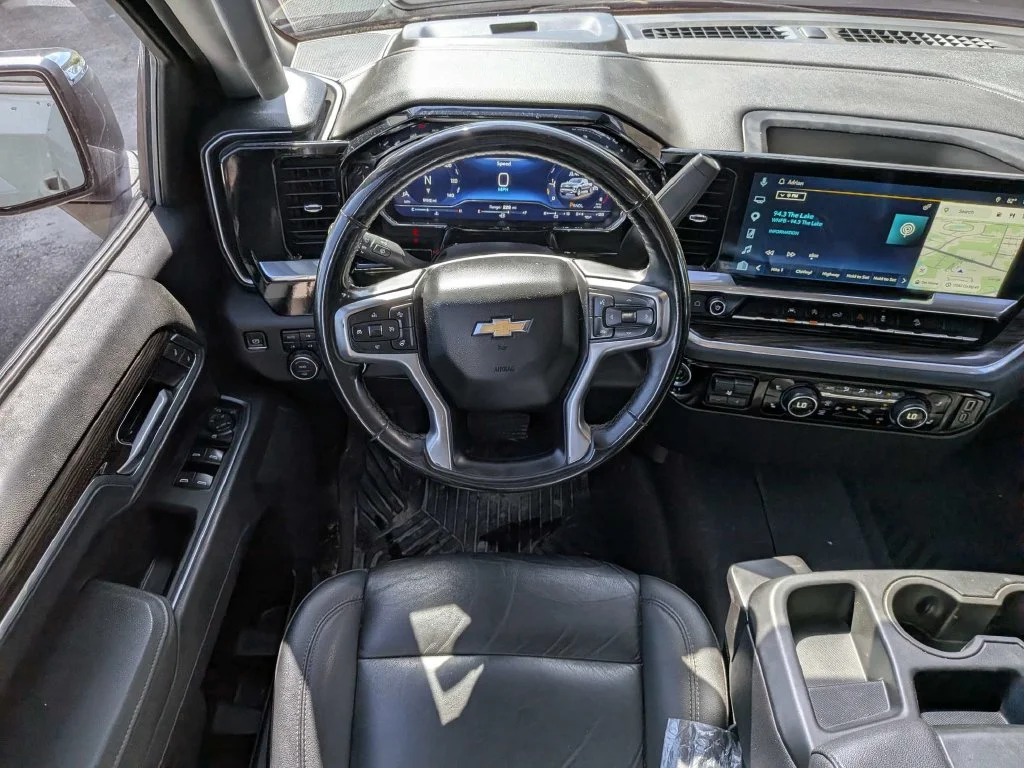 Used 2025 Gray Chevrolet LT image 12