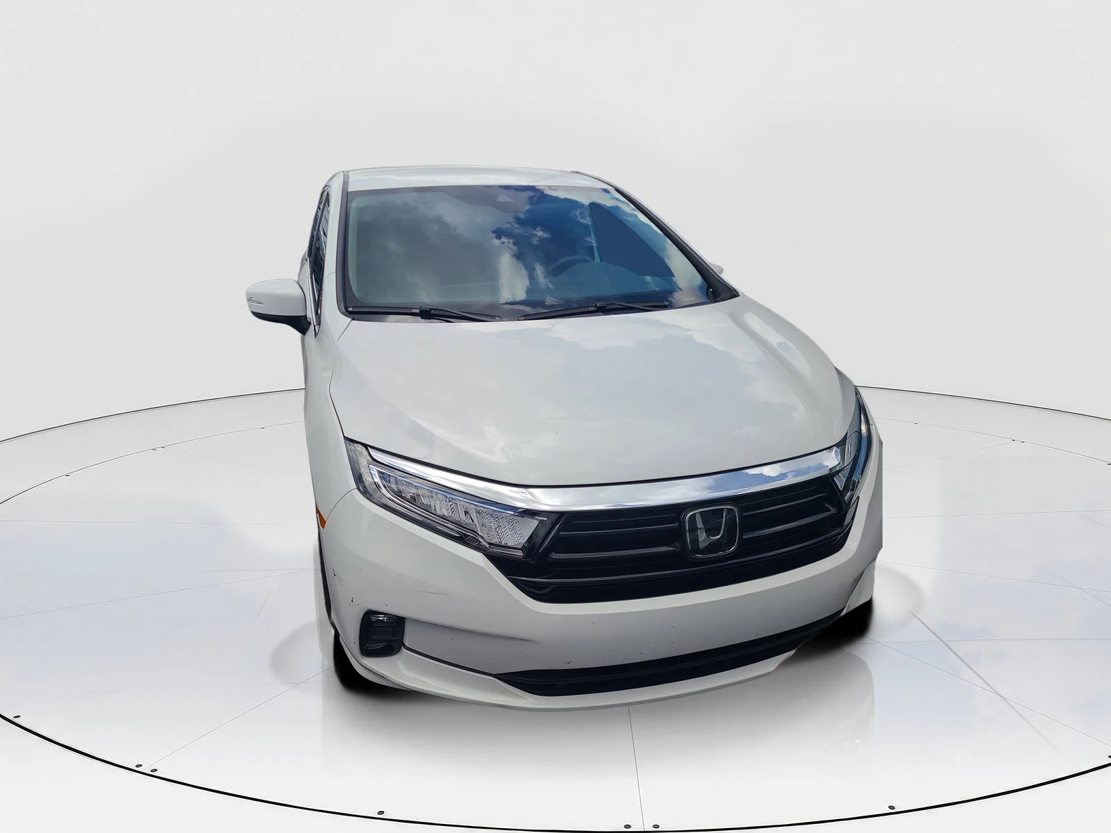 Certified Used 2022 Platinum White Pearl Honda EX image 2