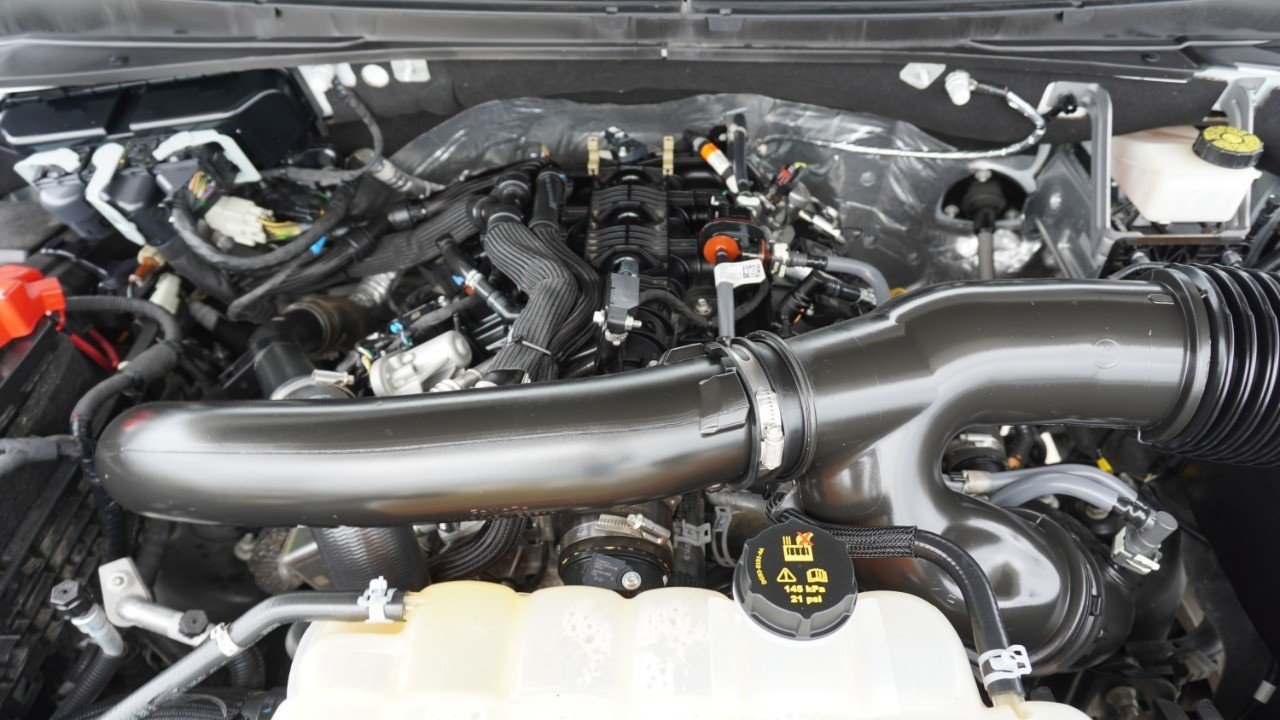 Used 2024 White Ford Platinum image 37