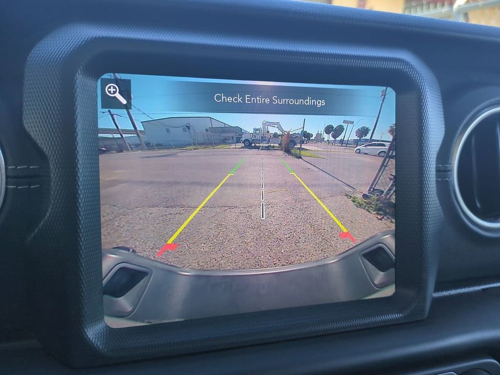 2022 Jeep Gladiator Overland - Photo 24