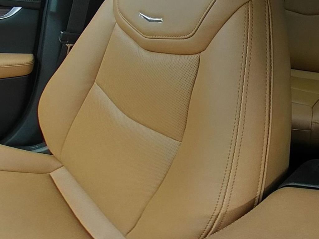 Used 2026 Emerald Lake Metallic Cadillac Premium Luxury image 34