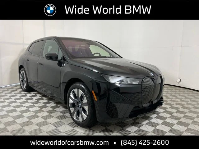 2026 BMW iX xDrive60's photo