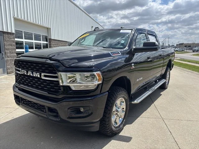 Certified Used 2022 Diamond Black Ram Big Horn image 5