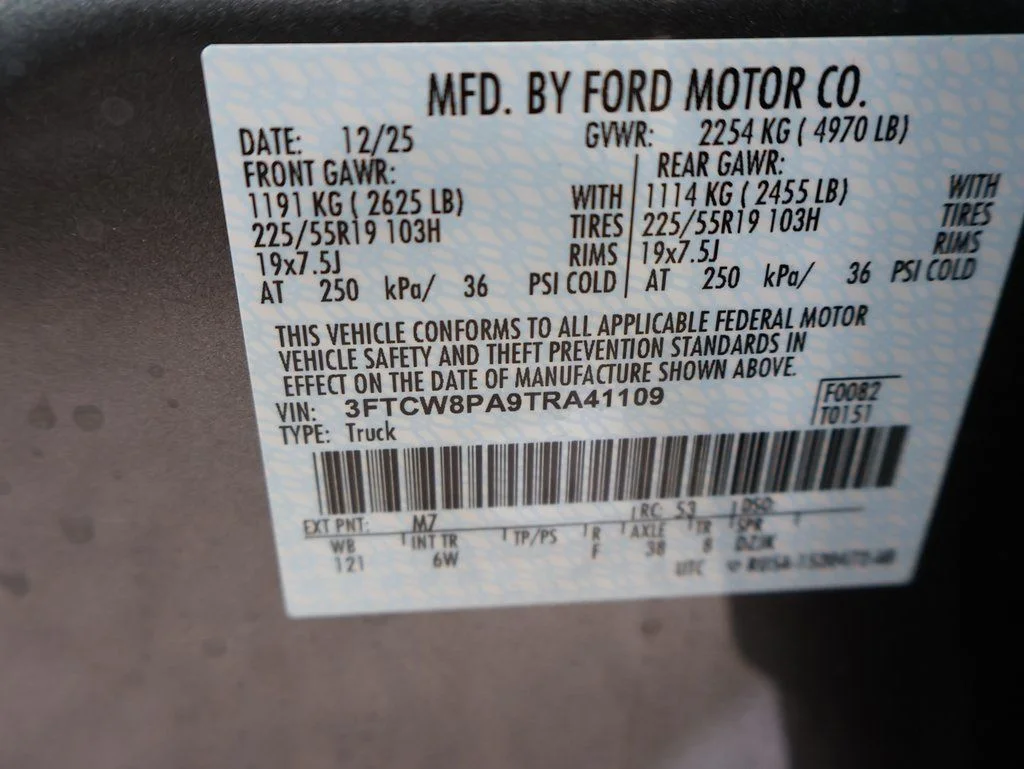 New 2026 Carbonized Gray Metallic Ford Lobo™ image 40