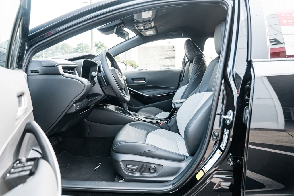 New 2026 Midnight Black Metallic Toyota XSE image 25