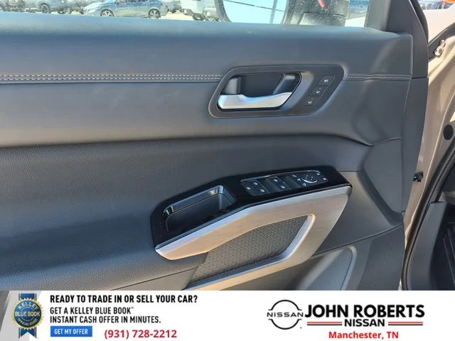 Used 2024 Beige Nissan Platinum image 29