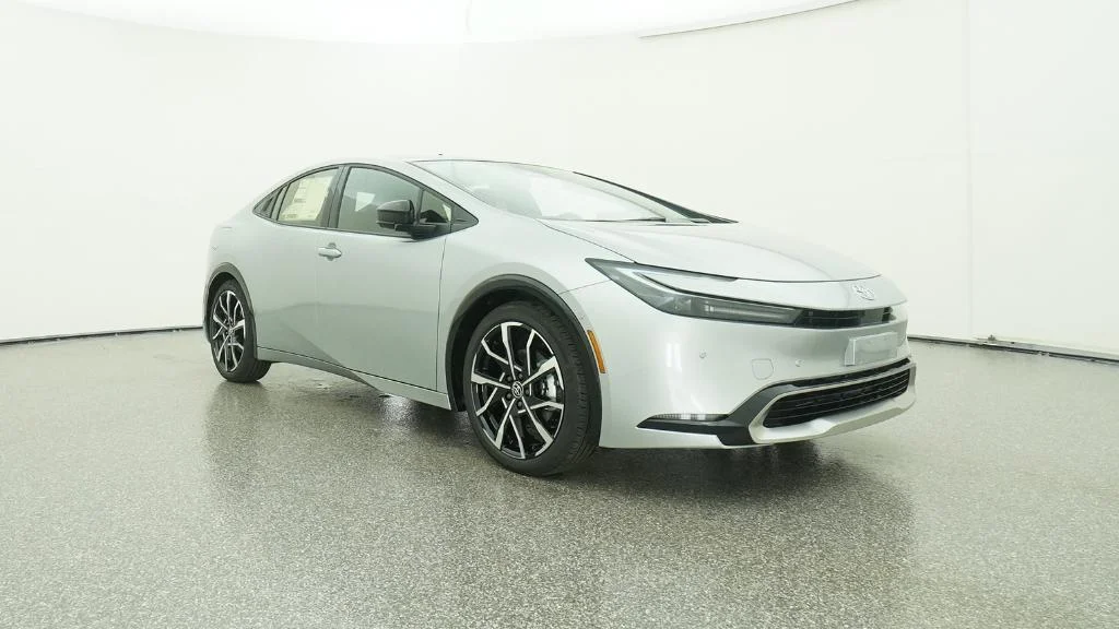 New 2026 Cutting Edge Toyota XSE Premium image 9