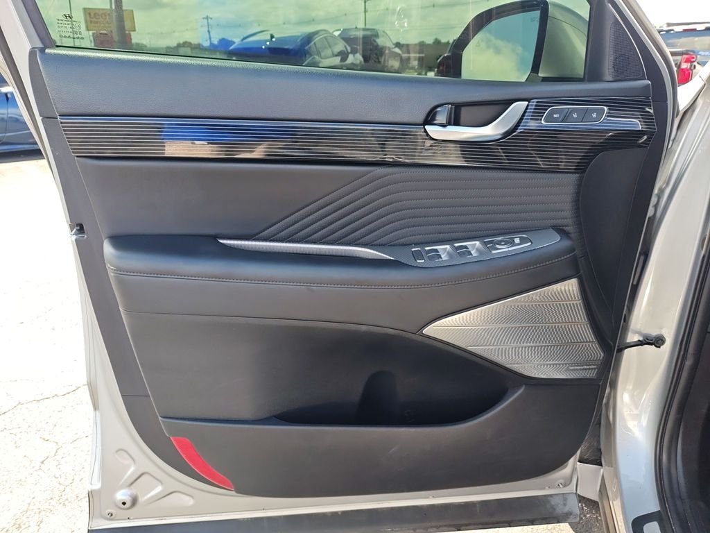 Used 2024 Silver Hyundai Calligraphy image 12