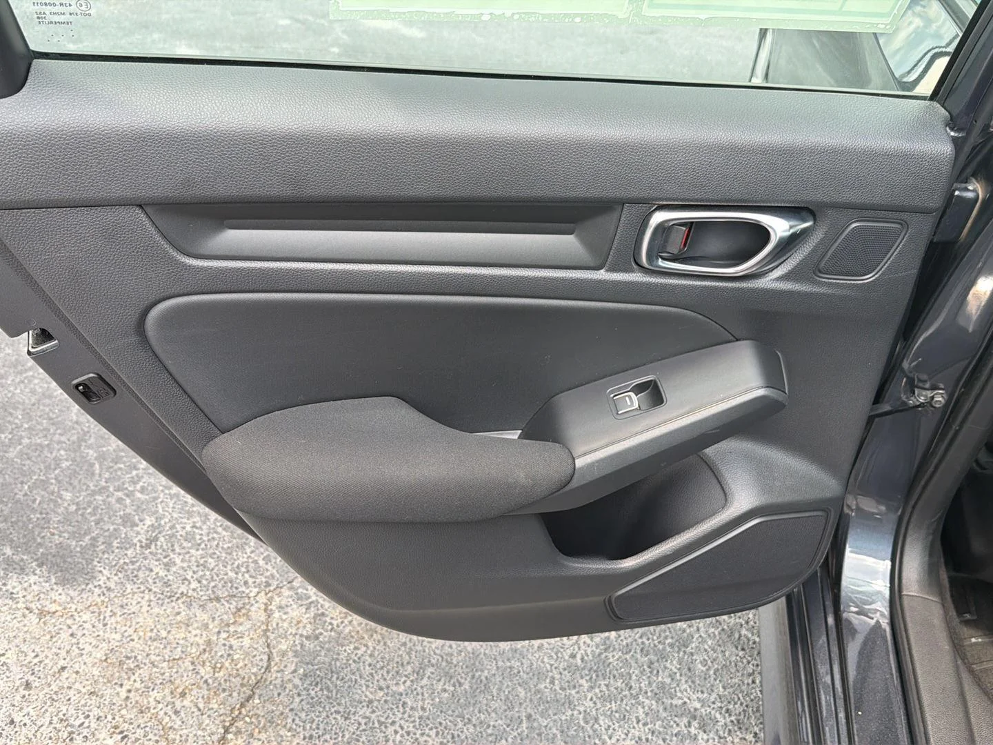 Used 2022 Meteorite Gray Metallic Honda LX image 17