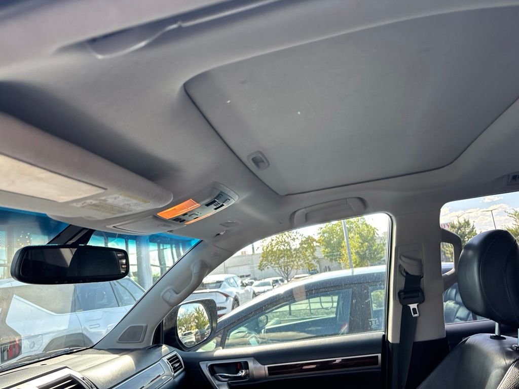 Used 2014 Black Lexus 460 image 30