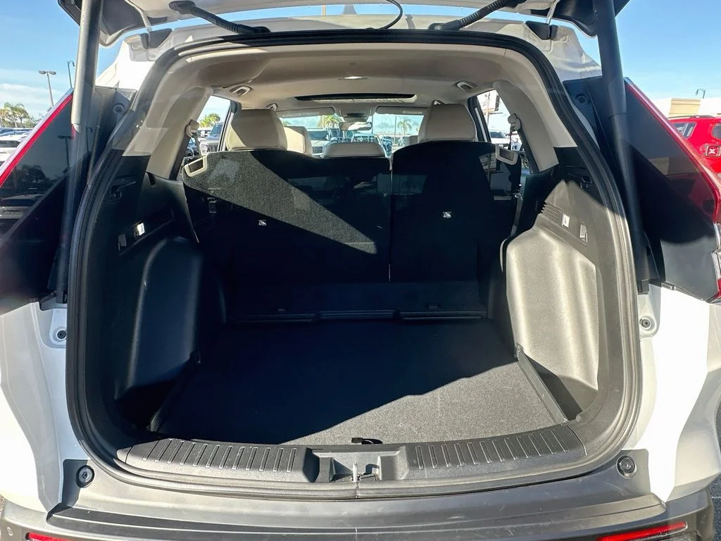 Used 2026 White Honda EX-L image 25