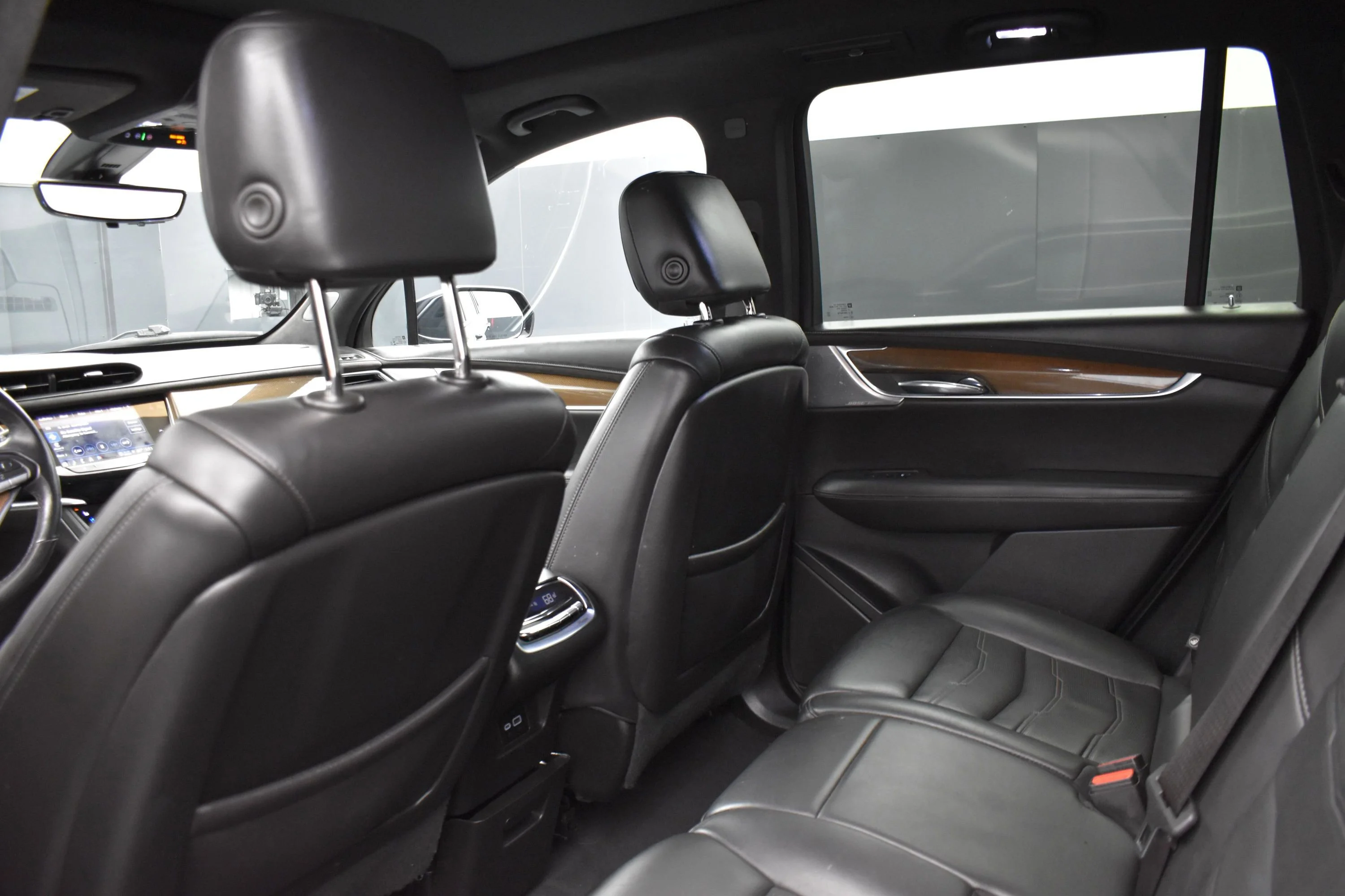 Used 2021 Dark Moon Blue Metallic Cadillac Premium Luxury image 9