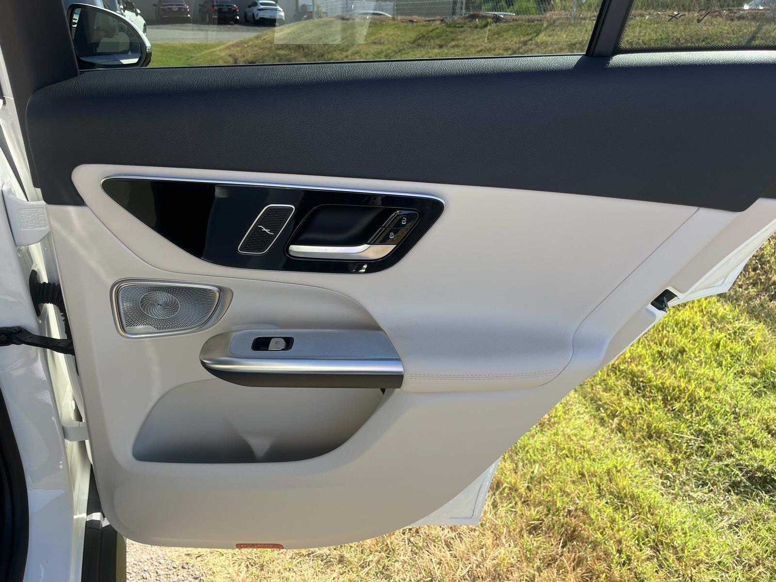 Used 2026 Polar White Mercedes-Benz GLC 300 image 21