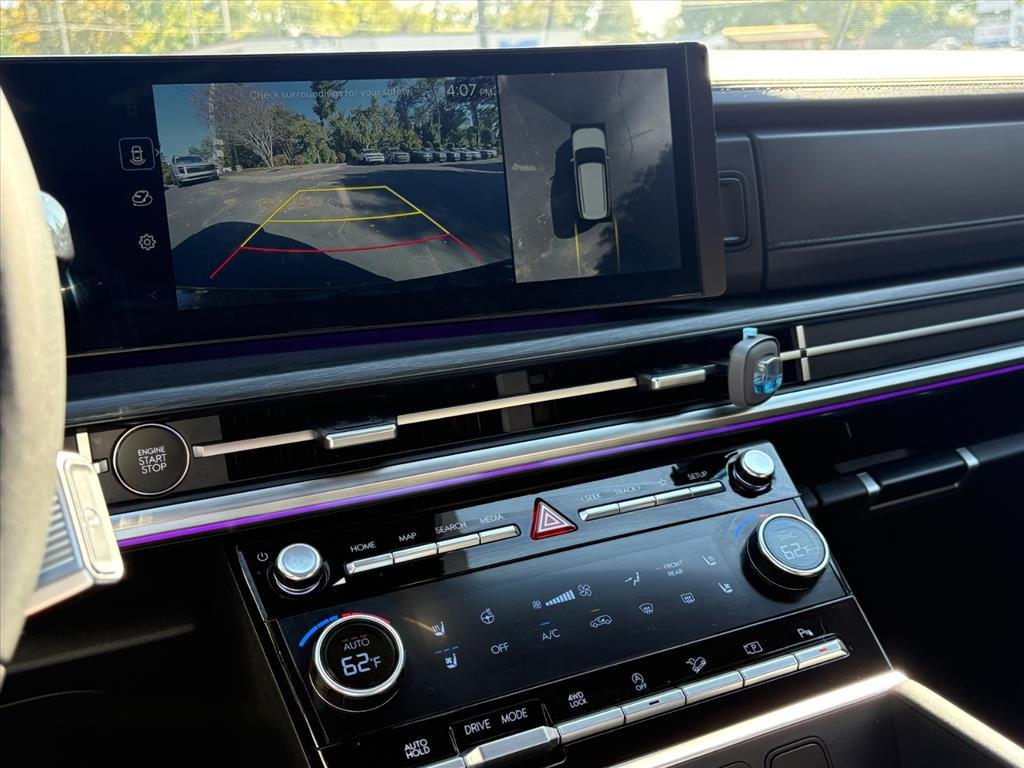 2025 Hyundai Santa Fe Limited - Photo 9