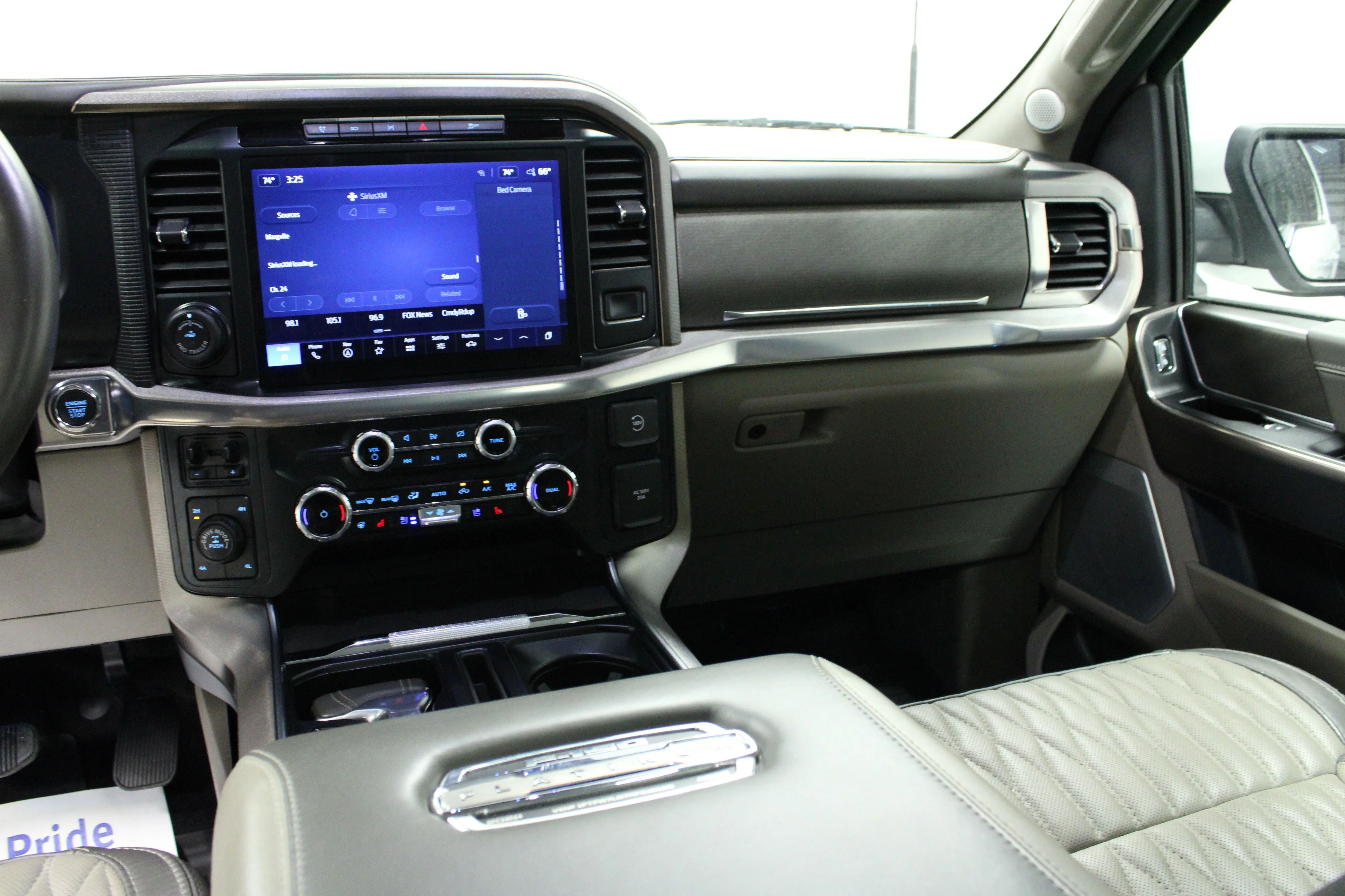 Used 2024 Star White Metallic Tri-Coat Ford Platinum image 20