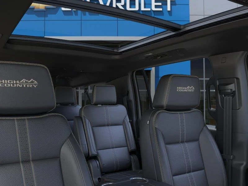 New 2026 Polar White Tricoat Chevrolet High Country image 24