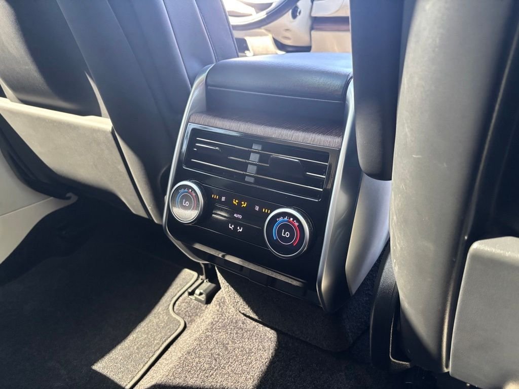 Certified Used 2023 White Land Rover SE image 17