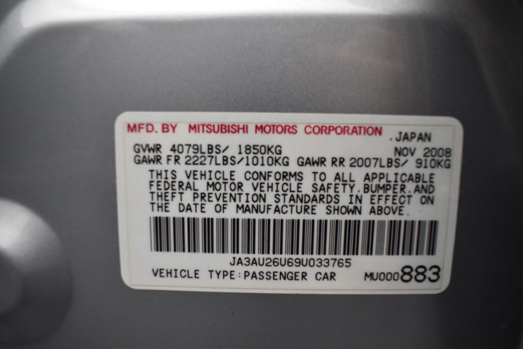 Used 2009 White Mitsubishi ES image 18