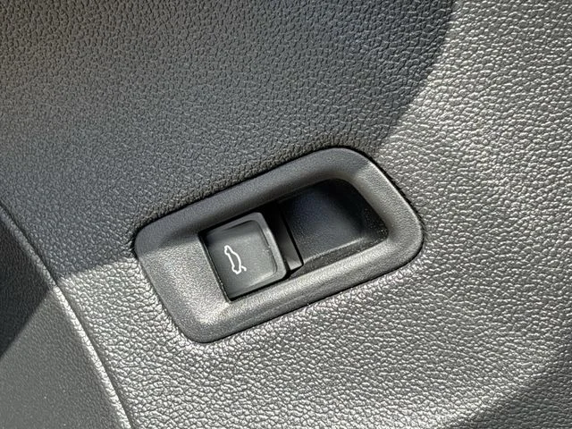 New 2026 Blue Volkswagen 2.0T SE w/Technology image 18