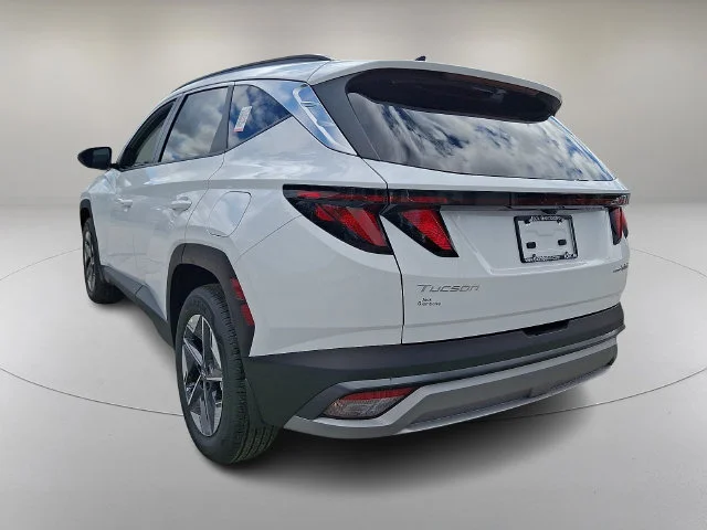 New 2026 White Hyundai SEL image 3
