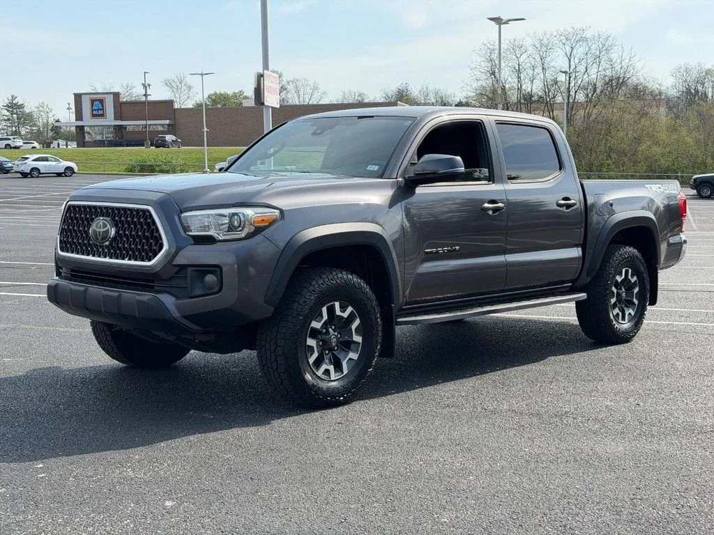 Used 2018 Gray Toyota TRD Off-Road image 9
