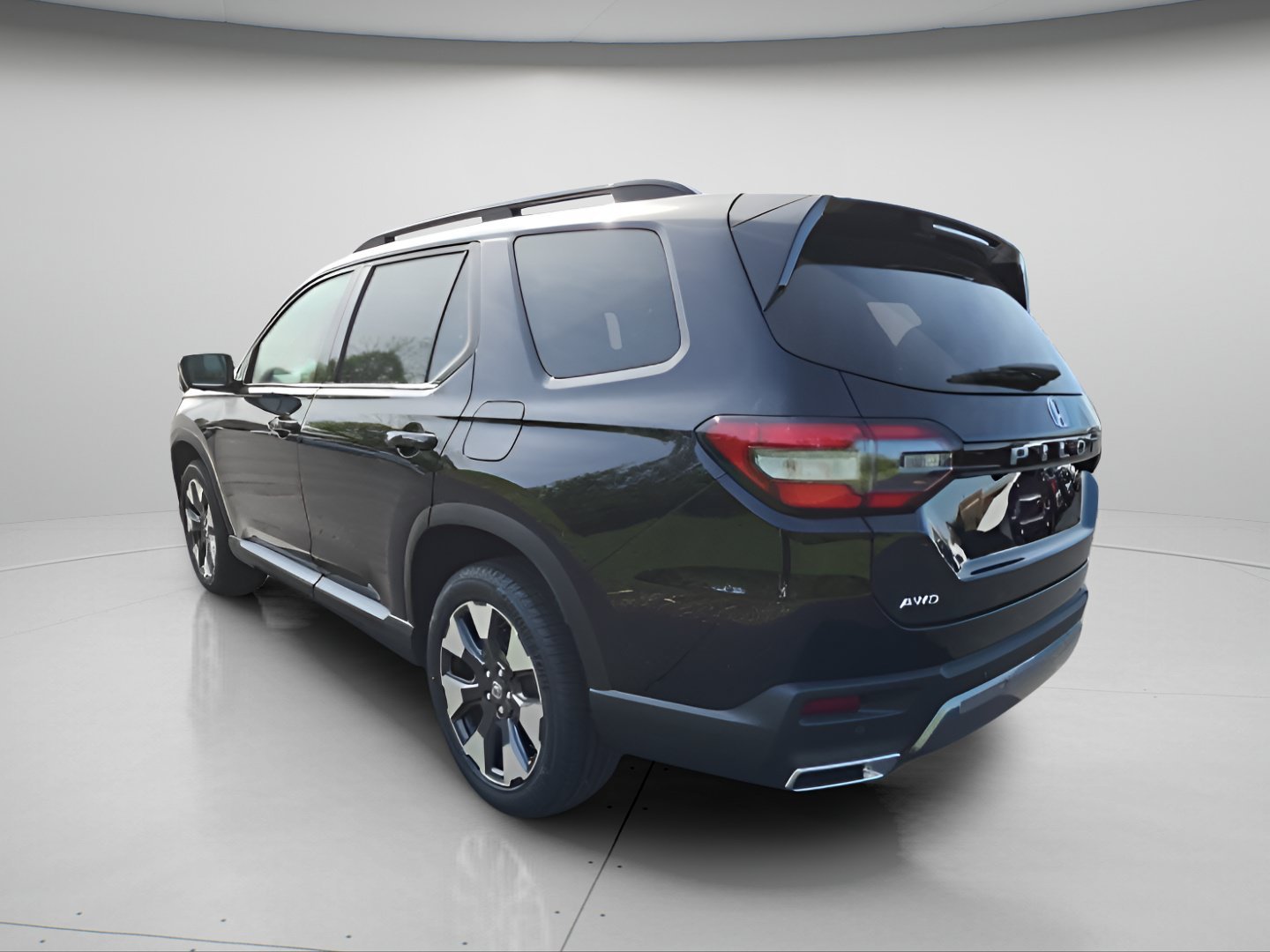 New 2026 Crystal Black Pearl Honda Touring image 4
