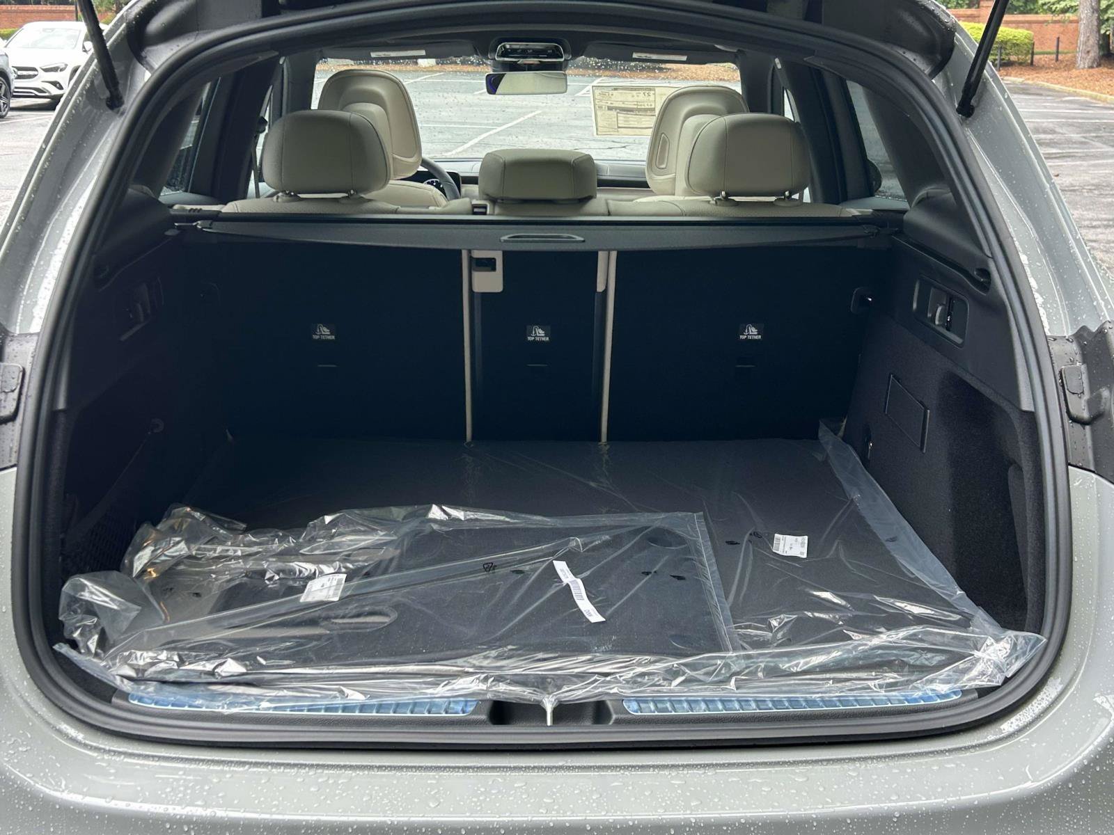 New 2027 MANUFAKTUR Alpine Grey Mercedes-Benz GLC 300 SUV image 9