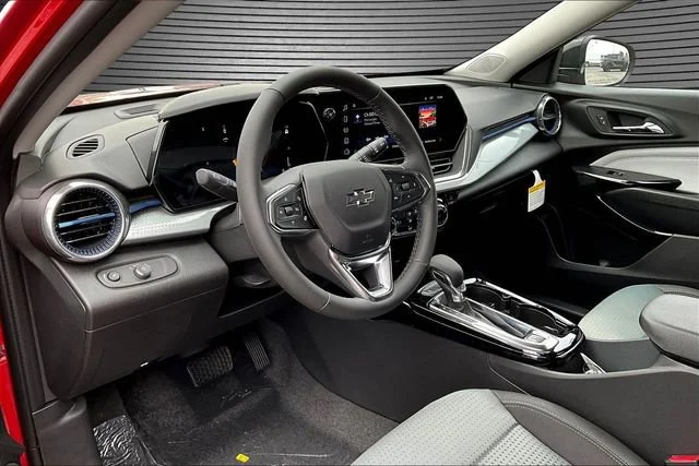 2026 Chevrolet Trax LT - Photo 7