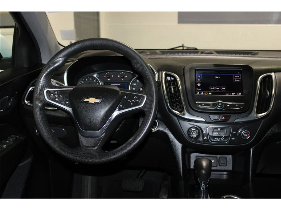 Used 2022 Summit White Chevrolet LT image 14