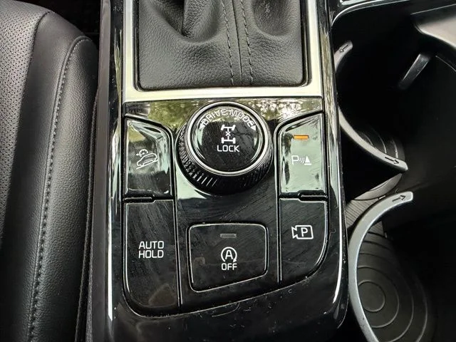 Used 2024 Red Kia X-Pro image 23