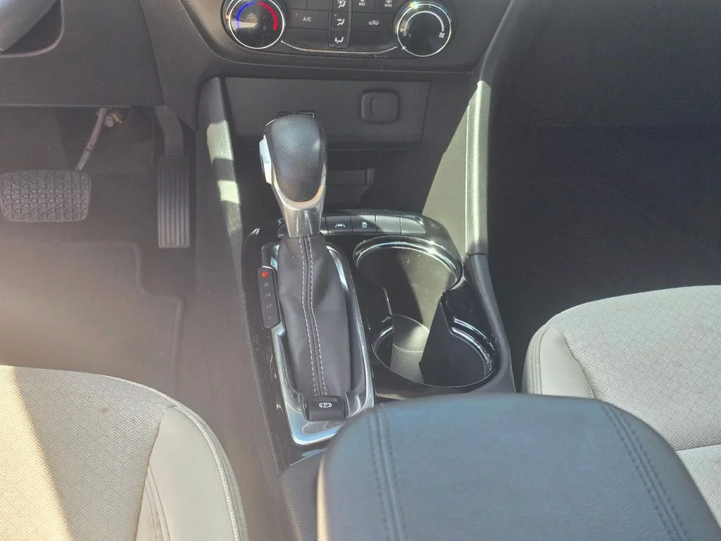 Used 2024 Red Buick Preferred image 18