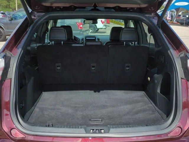 Used 2023 Burgundy Ford ST Line image 13