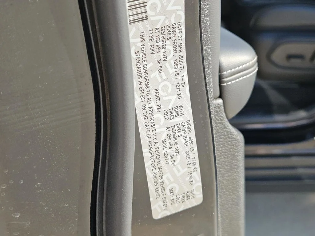 Used 2025 Black Jeep Limited image 49