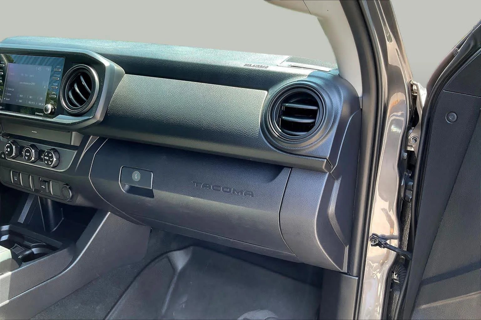 Used 2021 Magnetic Gray Metallic Toyota SR image 18
