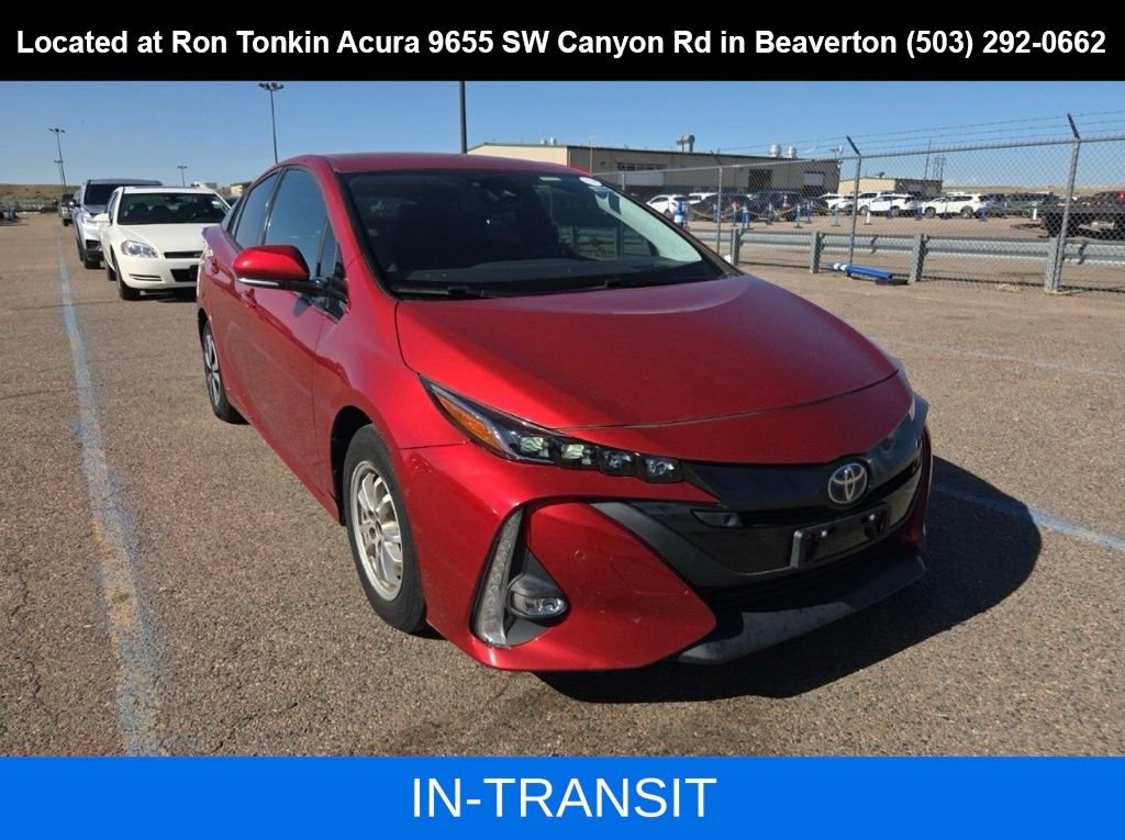 Used 2018 Hypersonic Red Toyota Advanced image 1