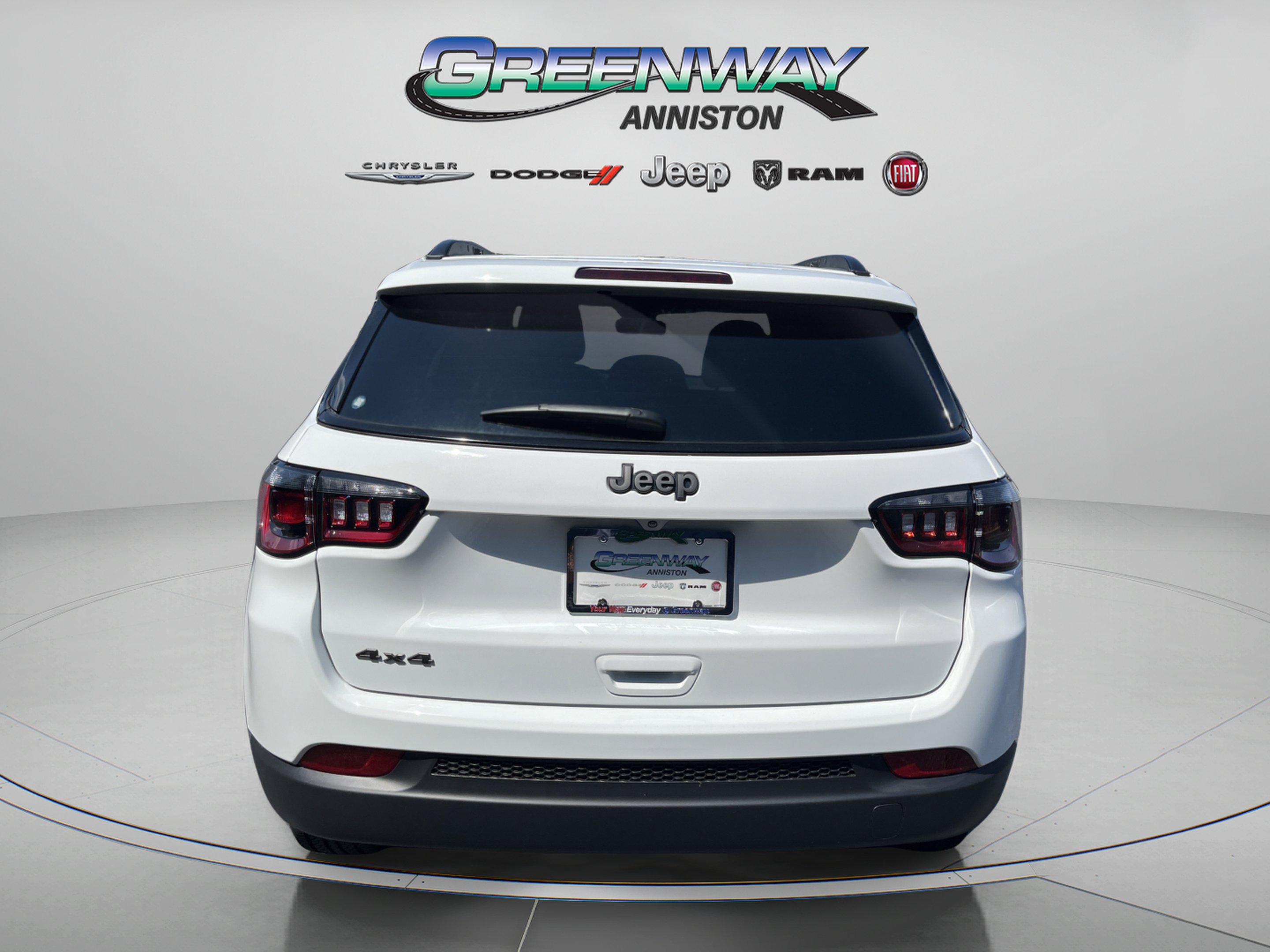 New 2026 Bright White Clearcoat Jeep Latitude Altitude image 6