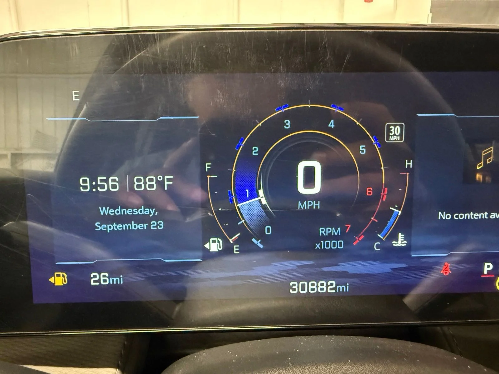 Used 2025 White Chevrolet LT image 13