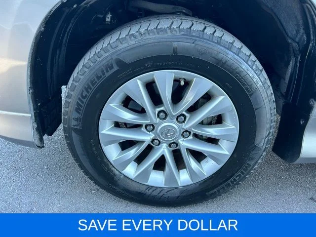 Used 2021 Silver Lexus 460 image 20