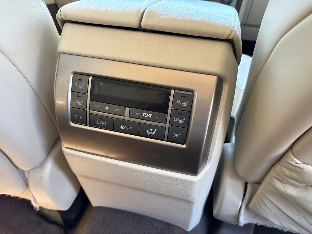 Used 2015 Starfire Pearl Lexus 460 image 27