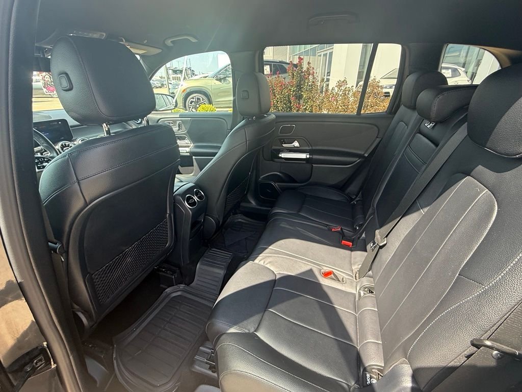 Used 2021 Black Mercedes-Benz GLB 250 image 11