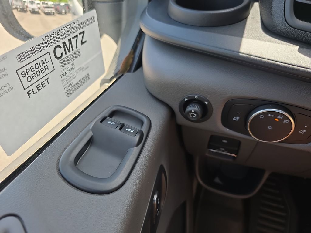 New 2026 Oxford White Ford Cargo Van image 18