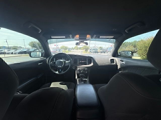 Used 2023 Red Dodge SXT image 19