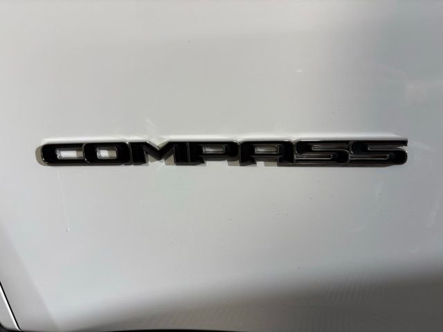 Certified Used 2022 White Jeep Latitude Lux image 11