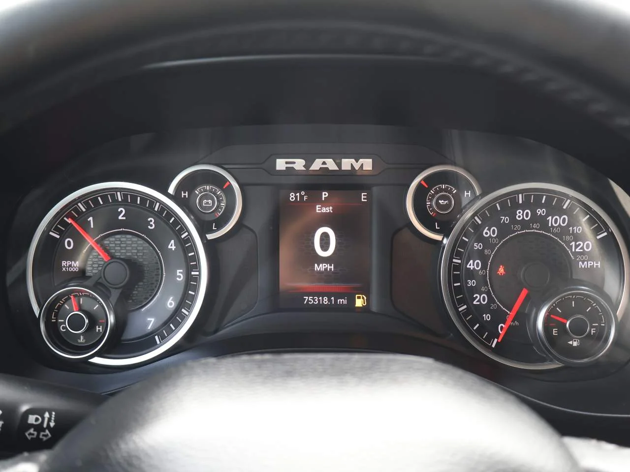 Used 2020 Diamond Black Crystal Pearl Coat Ram Big Horn Crew Cab image 13